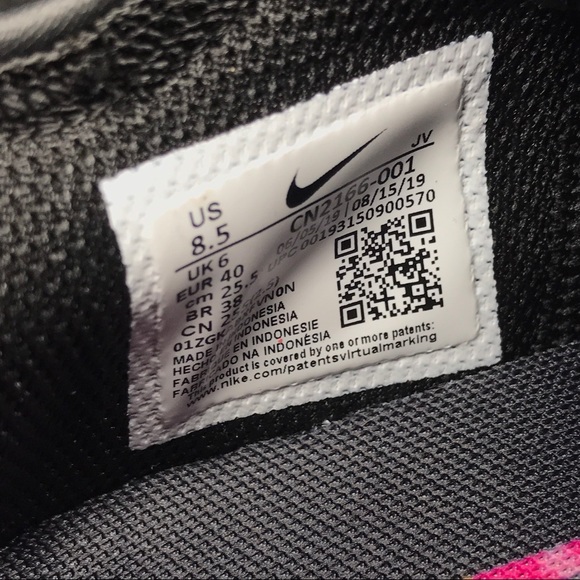 NIB Nike Air Max Motion 2 Women’s Sneakers - Picture 12 of 12